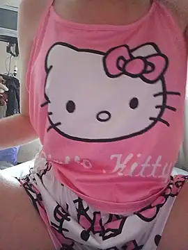 Hottiesophie online show from July 22, 2026, 4:42 pm