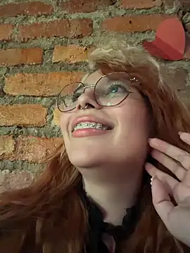 Snapshot of YunoRose_ chatting on February 27, 2026, 3:18 am YunoRose online show from February 27, 2026, 3:18 am