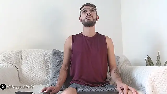 ReyPablo1 online show from March 2, 2026, 7:21 pm