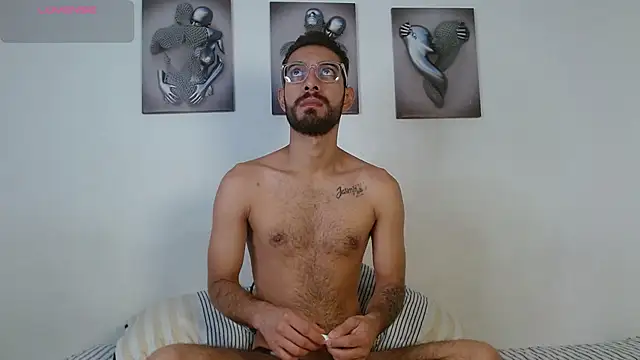 Snapshot of ReyPablo1 chatting on September 21, 2025, 4:01 pm ReyPablo1 online show from September 21, 2025, 4:01 pm