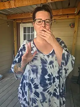 Snapshot of valeriejane chatting on October 11, 2025, 2:40 pm valeriejane online show from October 11, 2025, 2:40 pm