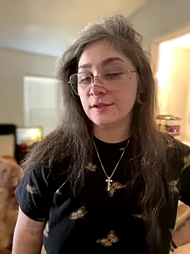 Alix Valentine online show from December 17, 2025, 5:18 pm