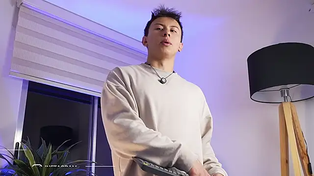 DeusbelliS online show from September 21, 2025, 4:17 am