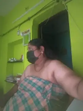 Snapshot of Villageanuty chatting on February 11, 2026, 4:40 pm Villageanuty online show from February 11, 2026, 4:40 pm