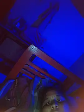 Villageanuty online show from October 26, 2025, 5:02 pm