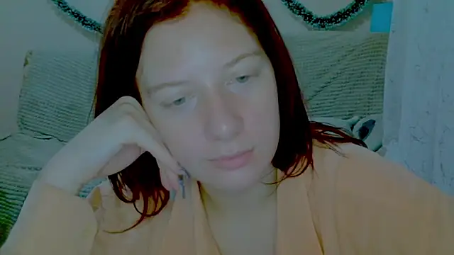 Lily Ember online show from December 20, 2025, 6:11 pm