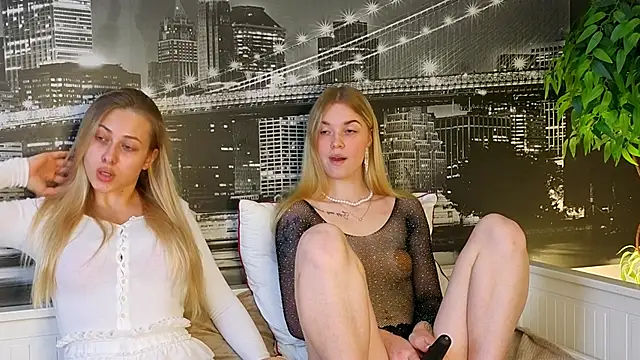 ChristyMarshall online show from November 6, 2025, 4:00 pm