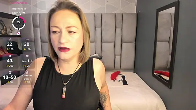 Charlot milf online show from May 30, 2026, 11:16 am