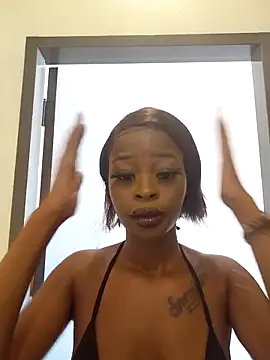 Snapshot of dark_honeyx26 chatting on March 2, 2026, 1:40 pm dark honeyx26 online show from March 2, 2026, 1:40 pm