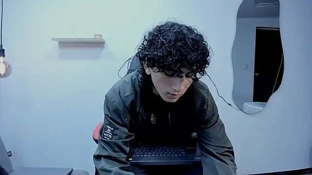 JackesTaylor online show from September 14, 2025, 4:46 am