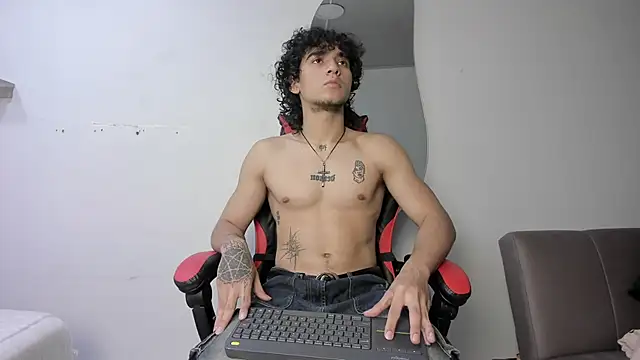 JackesTaylor online show from November 13, 2025, 5:33 am