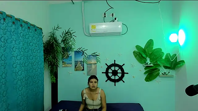 eladyrous98 online show from November 7, 2025, 12:42 pm