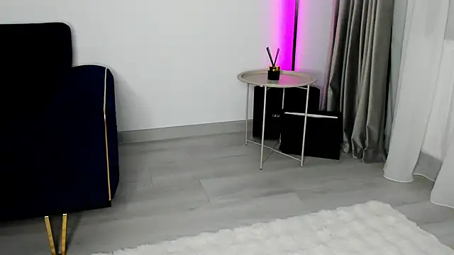 Snapshot of SluttyMaddy chatting on January 14, 2026, 5:05 pm SluttyMaddy online show from January 14, 2026, 5:05 pm