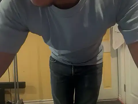 Snapshot of kSwisssxxx chatting on December 2, 2025, 3:14 pm kSwisssxxx online show from December 2, 2025, 3:14 pm