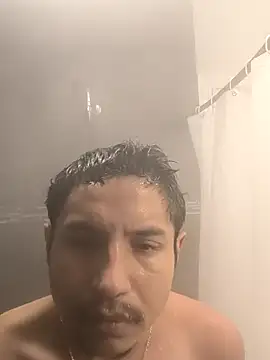 Snapshot of kSwisssxxx chatting on December 14, 2025, 12:39 am kSwisssxxx online show from December 14, 2025, 12:39 am