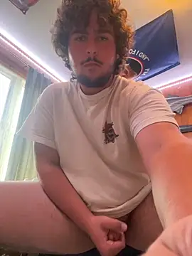 Snapshot of ThomasL4187 chatting on November 15, 2025, 8:57 pm ThomasL4187 online show from November 15, 2025, 8:57 pm