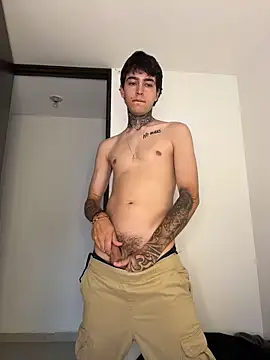 samm4044 online show from March 26, 2026, 9:46 pm