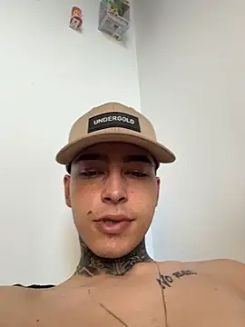 samm4044 online show from April 20, 2026, 8:32 pm