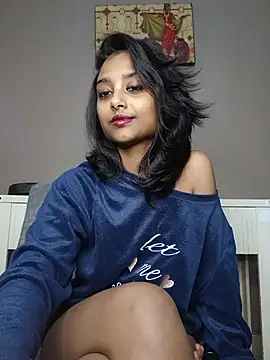 littlemissdevil69 online show from July 22, 2026, 8:33 pm