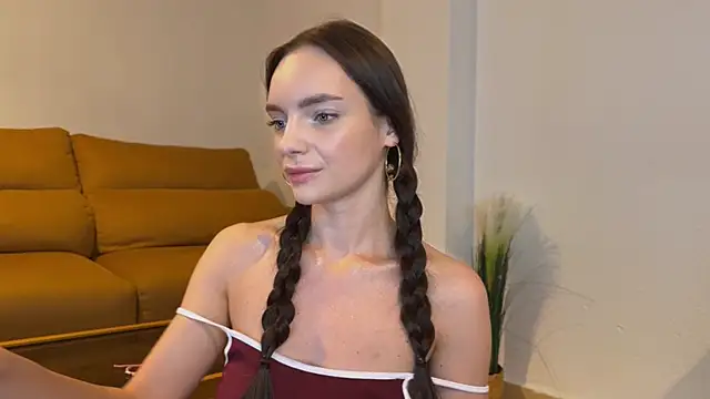 litlle angelll online show from July 25, 2026, 10:05 pm