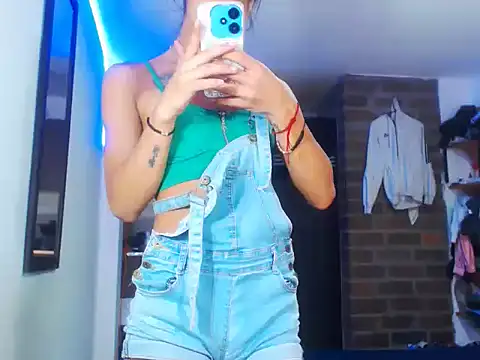 Snapshot of beautiful_taty chatting on October 3, 2025, 8:10 pm beautiful taty online show from October 3, 2025, 8:10 pm