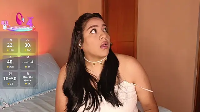 VicSerna online show from November 26, 2025, 1:05 am