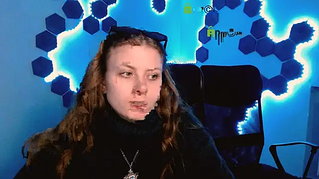 foxy tease  online show from November 28, 2025, 10:48 am