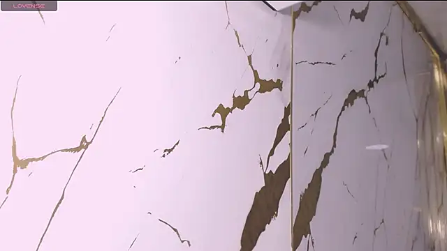 Snapshot of eimy_skinny_ chatting on February 1, 2026, 12:25 pm eimy skinny online show from February 1, 2026, 12:25 pm