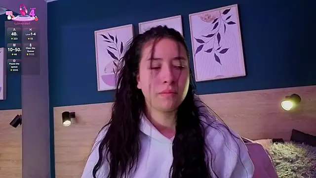 SarahMiler  online show from February 7, 2026, 11:51 am