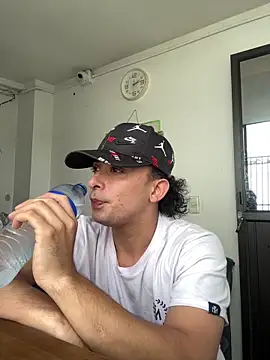 Jacobs0 online show from June 17, 2026, 7:13 pm