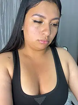 Issa Santana online show from June 25, 2026, 10:15 pm