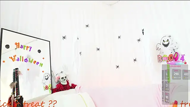 Snapshot of nyralux chatting on October 9, 2025, 6:58 am nyralux online show from October 9, 2025, 6:58 am