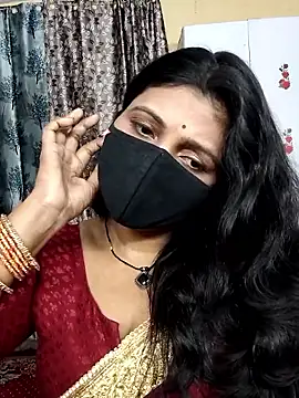 Hotty Sonali online show from April 13, 2026, 2:04 am