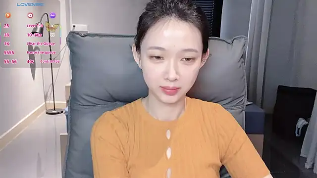 NiNi-baby520 online show from November 26, 2025, 7:19 am