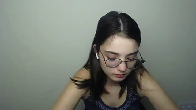 Snapshot of Sun_Shine__ chatting on July 23, 2026, 1:08 am Sun Shine online show from July 23, 2026, 1:08 am