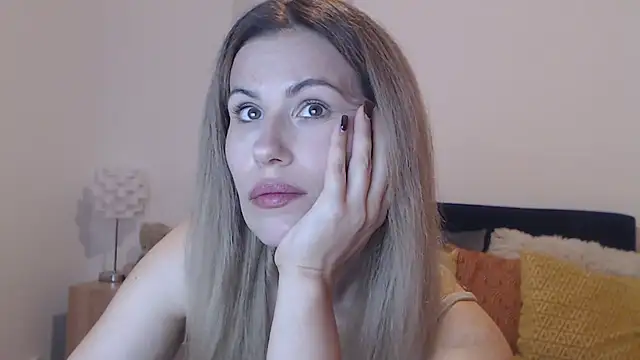 Snapshot of Lika_Soul chatting on July 5, 2026, 3:30 pm Lika Soul online show from July 5, 2026, 3:30 pm