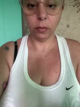 LupeLok online show from December 20, 2025, 1:03 pm