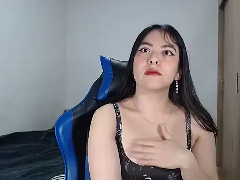 Snapshot of EloiseJun chatting on February 13, 2026, 5:07 am EloiseJun online show from February 13, 2026, 5:07 am