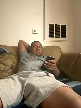Snapshot of julio_p chatting on September 18, 2025, 2:47 am julio p online show from September 18, 2025, 2:47 am
