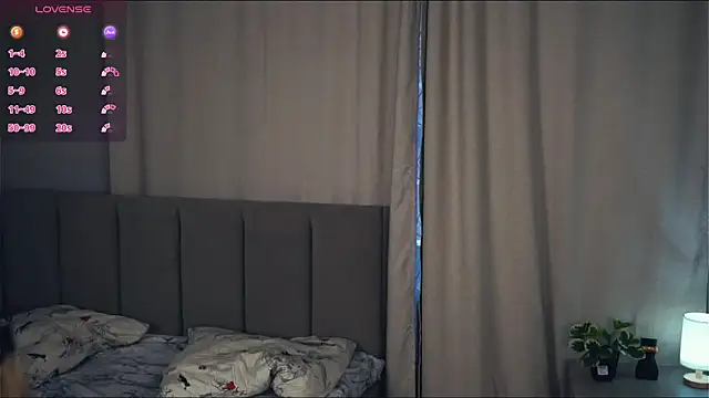 VeronaBench online show from December 3, 2025, 6:25 am