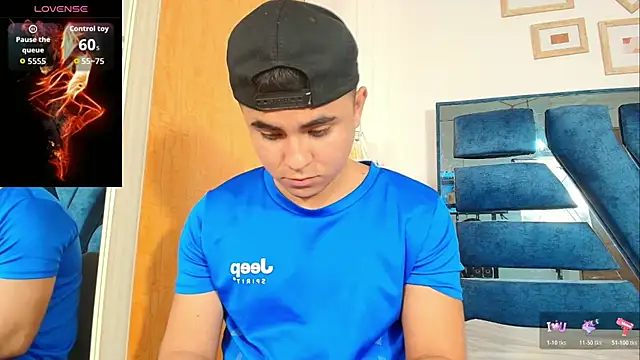 lianfox  online show from March 27, 2026, 12:19 am