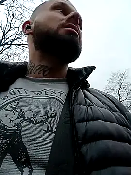 Barber33zk online show from November 11, 2025, 5:57 am