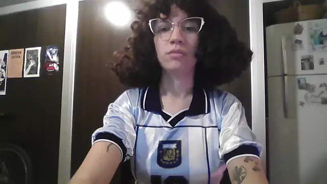 loliporomero online show from June 23, 2026, 1:25 am