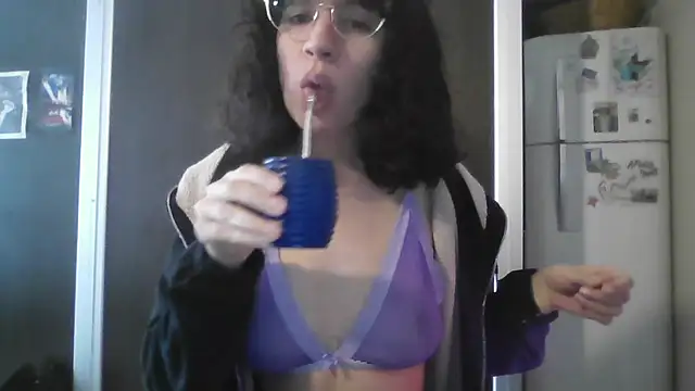 loliporomero online show from July 6, 2026, 4:53 pm