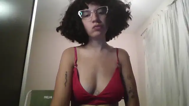 Snapshot of loliporomero chatting on February 27, 2026, 2:01 am loliporomero online show from February 27, 2026, 2:01 am