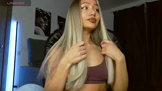 Snapshot of Lisa_Shultz chatting on January 9, 2026, 1:51 pm Lisa Shultz online show from January 9, 2026, 1:51 pm