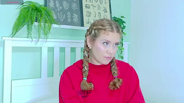 BelaMiller  online show from November 12, 2025, 11:47 am