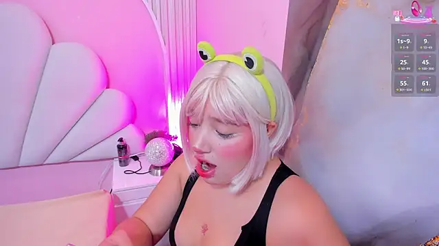 hinata dolly online show from October 30, 2025, 11:08 am