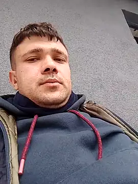 nihattttttttttttttt online show from November 12, 2025, 7:23 am