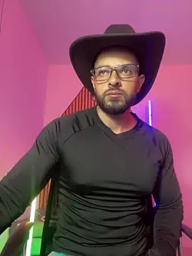 Snapshot of magnumchris chatting on February 23, 2026, 10:27 am magnumchris online show from February 23, 2026, 10:27 am